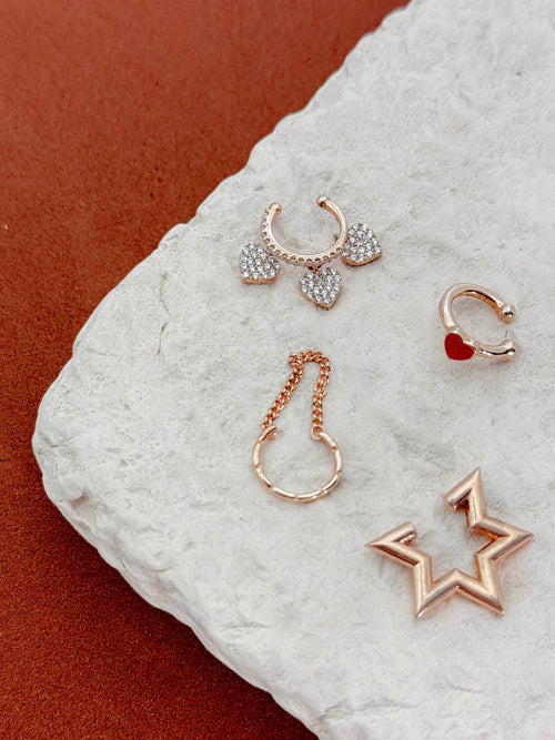 Archive Outline Star Ear Cuff